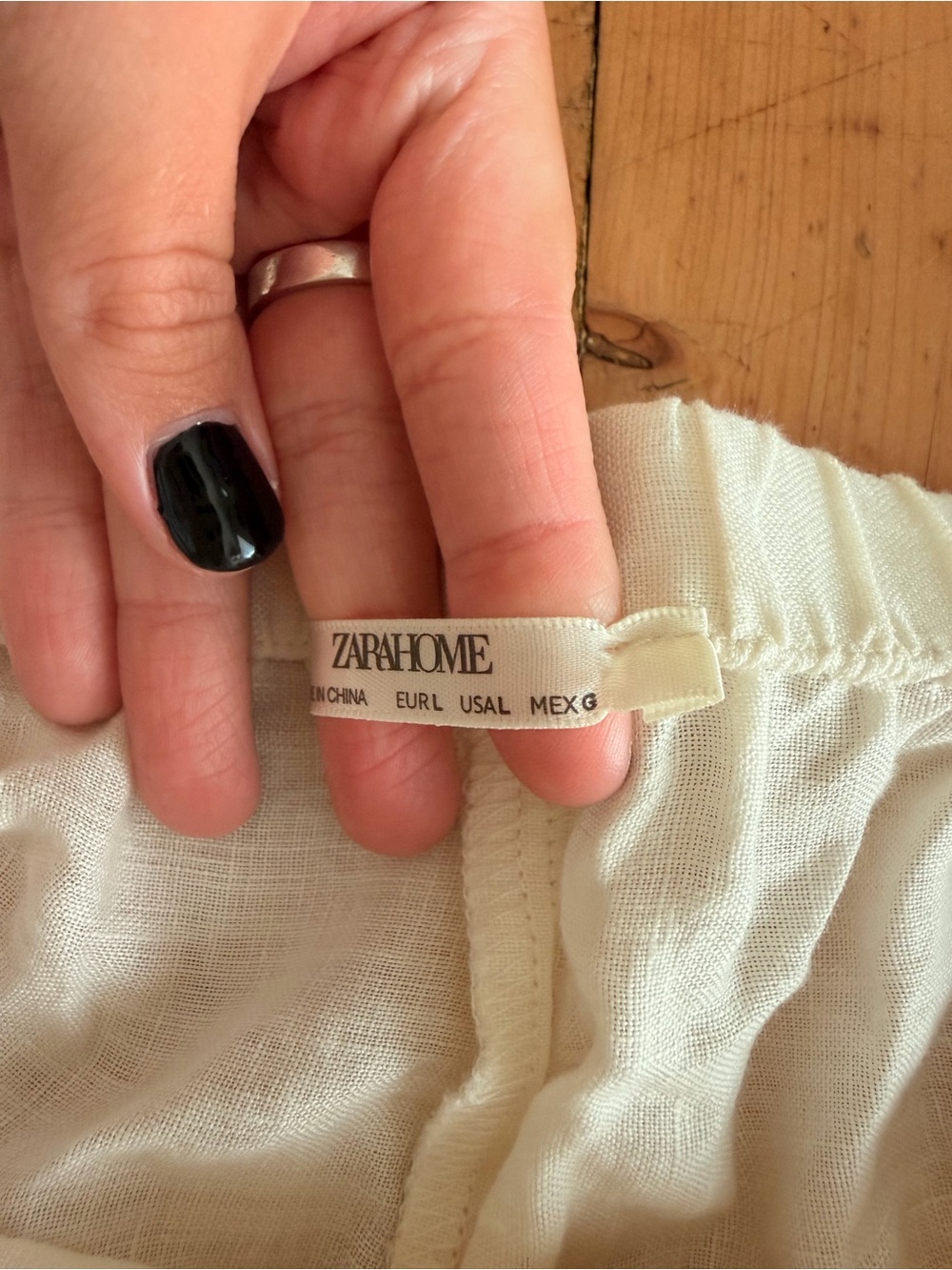 Zara Cream Relaxed Linen-Blend Sleep Shorts